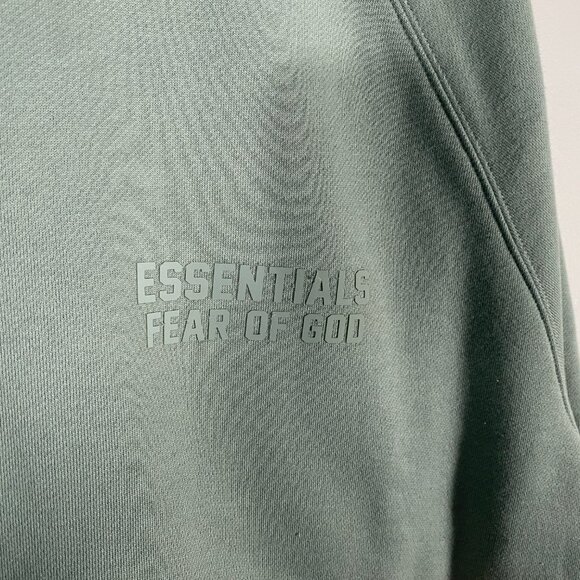 Fear of God Essentials Oversized Crewneck Sycamore mens size XS - Picture 3 of 9